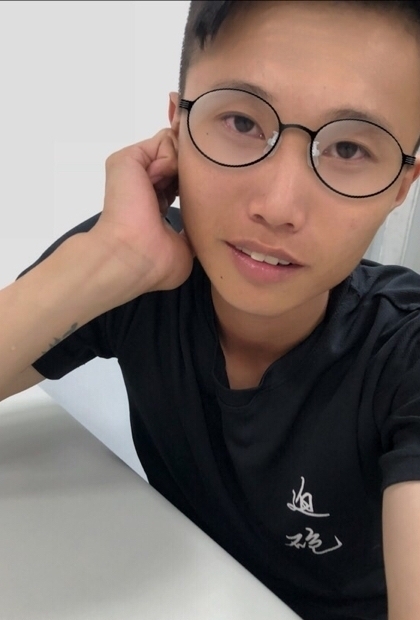 璨名的第一张照片--台湾残疾人相亲网