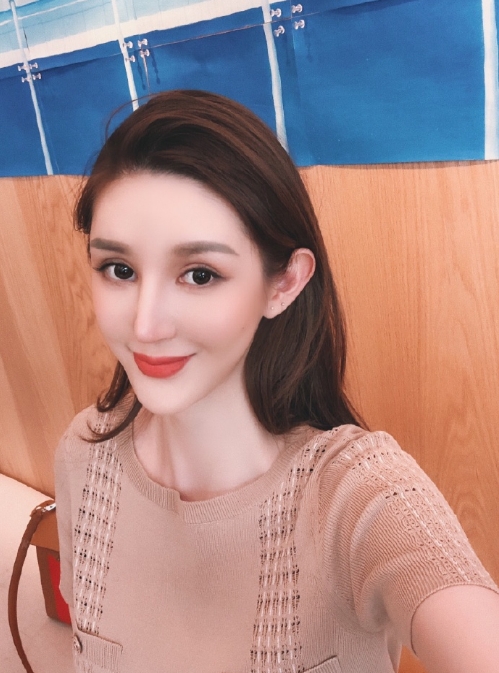 张婉婷的第一张照片--台湾残疾人相亲网