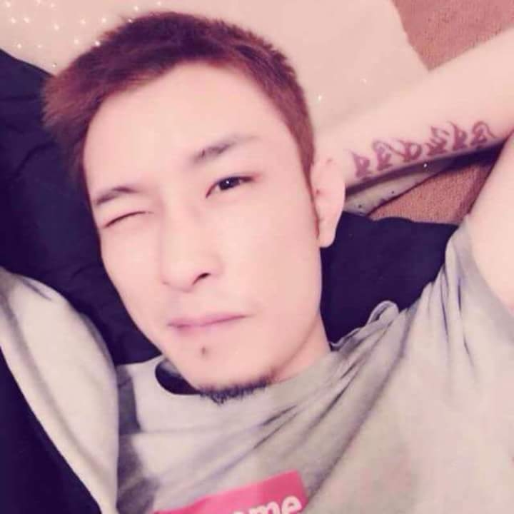 难得拥抱的第一张照片--台湾残疾人相亲网