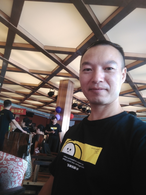 爱森的第一张照片--台湾残疾人相亲网