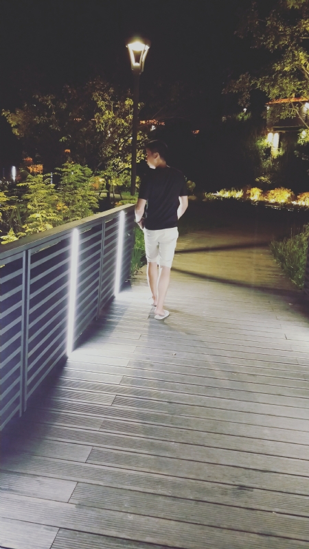 李珂炯的第一张照片--台湾残疾人相亲网