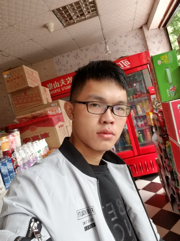 柒年的第一张照片--台湾残疾人相亲网