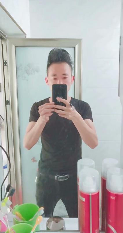 邱利平的第一张照片--台湾残疾人相亲网