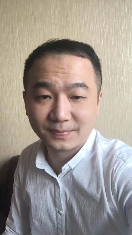 陈泽龙的第一张照片--台湾残疾人相亲网
