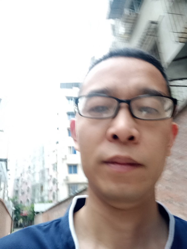 眼镜的第一张照片--台湾残疾人相亲网