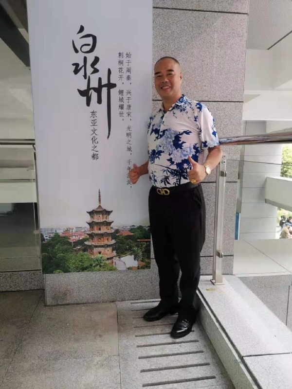 李国伟的第一张照片--台湾残疾人相亲网