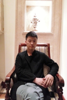 制片人杨亚林的第二张照片--台湾残疾人相亲网