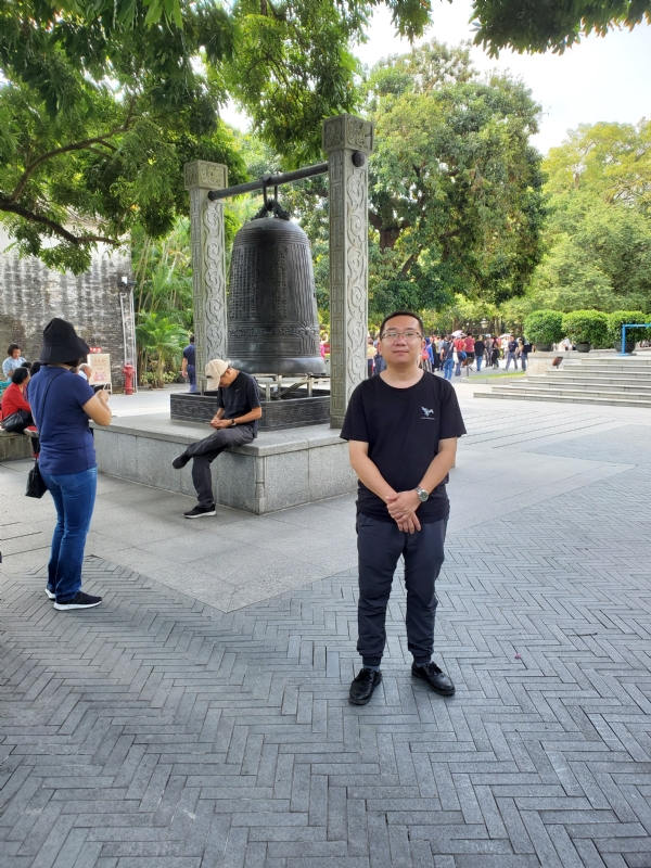 杨昊的第一张照片--台湾残疾人相亲网