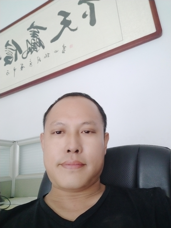 山丘的第三张照片--台湾残疾人相亲网