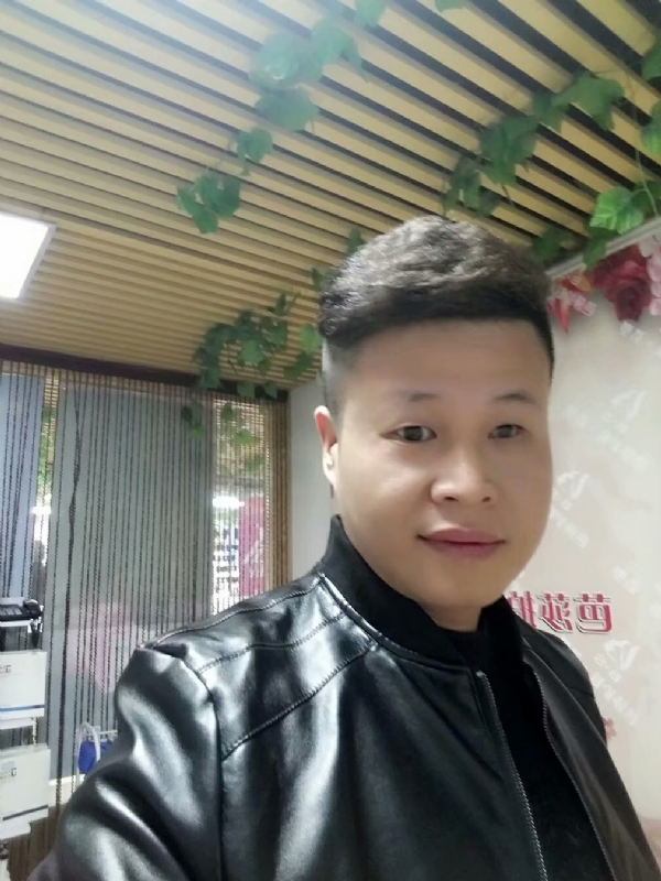 萧郎的第一张照片--台湾残疾人相亲网