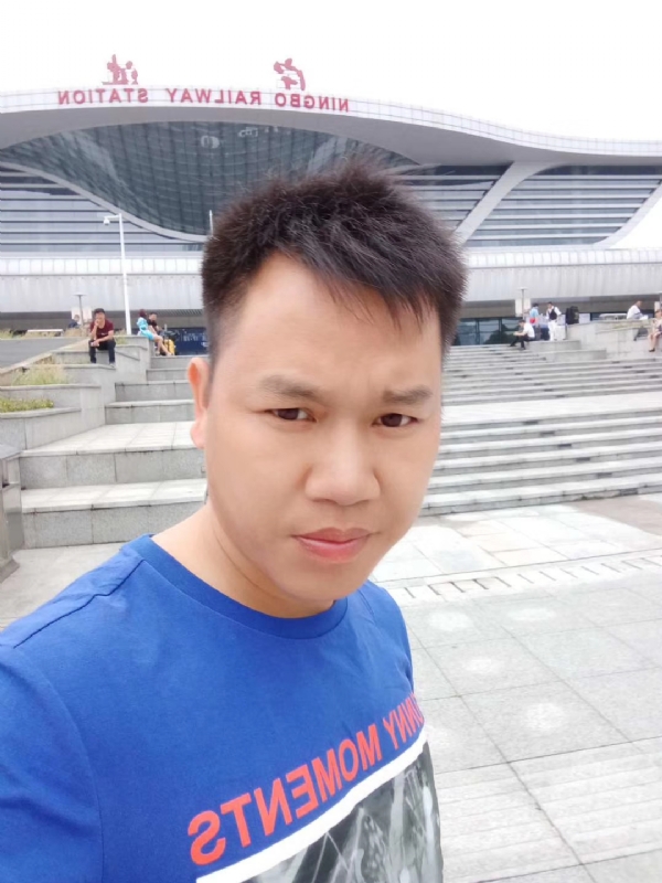 笑对人生的第一张照片--台湾残疾人相亲网