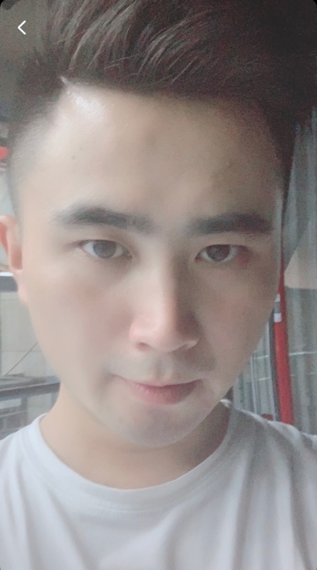 盒子的第一张照片--台湾残疾人相亲网
