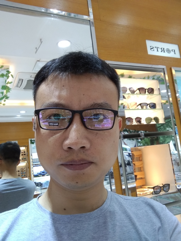 冰羽蓝的第一张照片--台湾残疾人相亲网