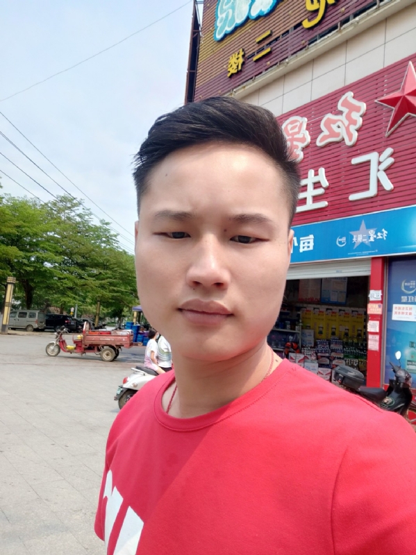 刘振军的第一张照片--台湾残疾人相亲网