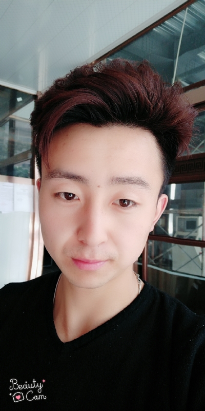拼命微笑的第三张照片--台湾残疾人相亲网
