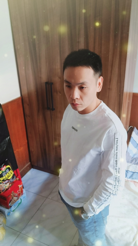 没有蜡笔的小航的第三张照片--台湾残疾人相亲网