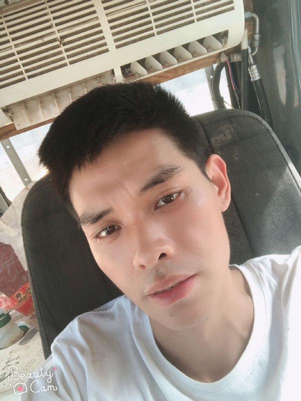 小董的第一张照片--台湾残疾人相亲网