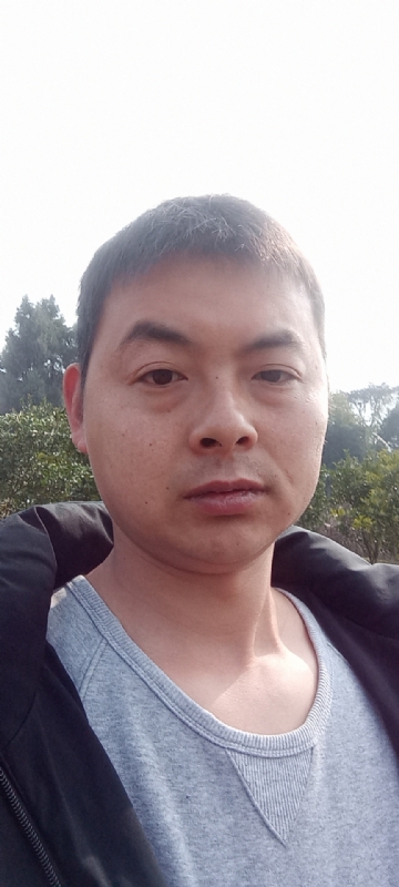 亲亲抱抱我爱你的第一张照片--台湾残疾人相亲网