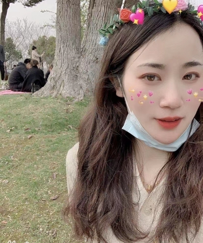 小花的第一张照片--台湾残疾人相亲网