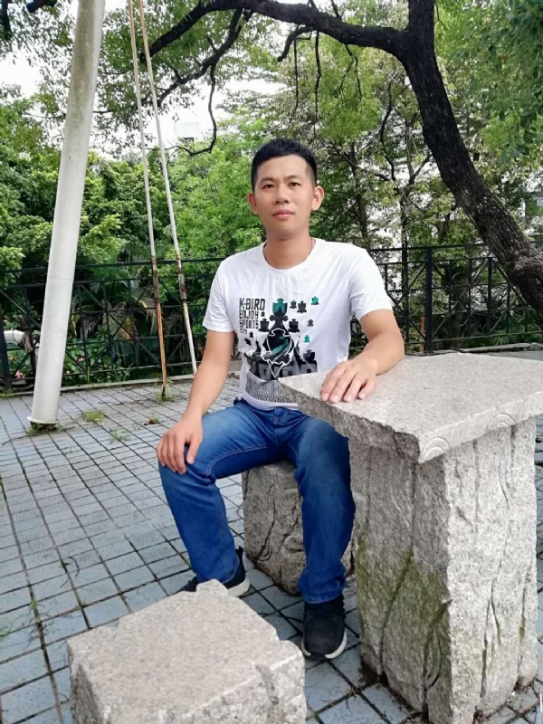 冷夜的第一张照片--台湾残疾人相亲网
