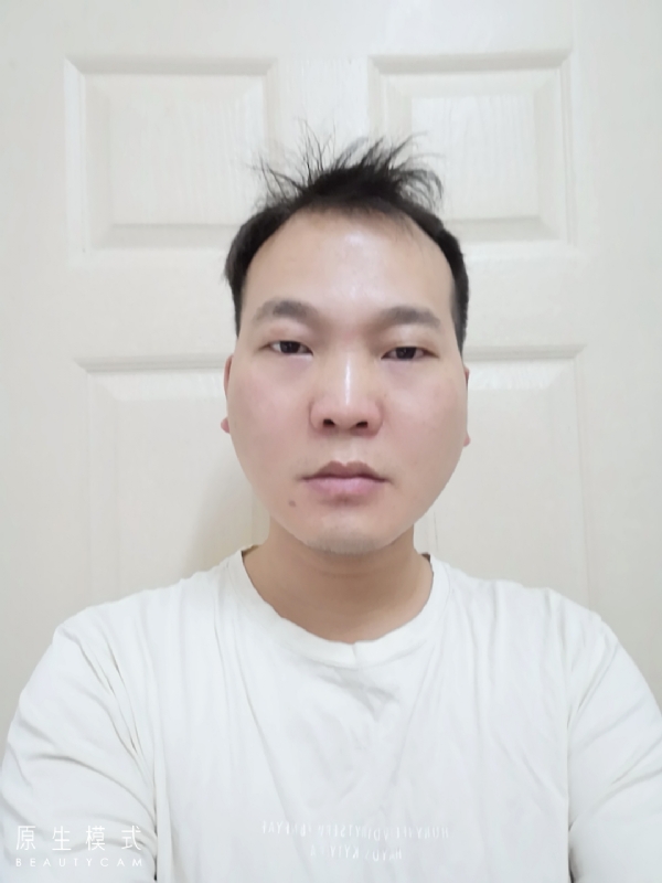 默默的第一张照片--台湾残疾人相亲网