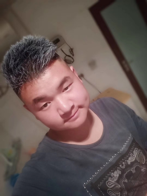 李子木的第一张照片--台湾残疾人相亲网