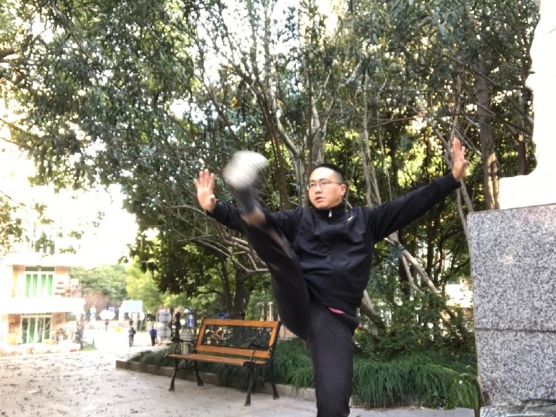 自故深情好受伤的第三张照片--台湾残疾人相亲网