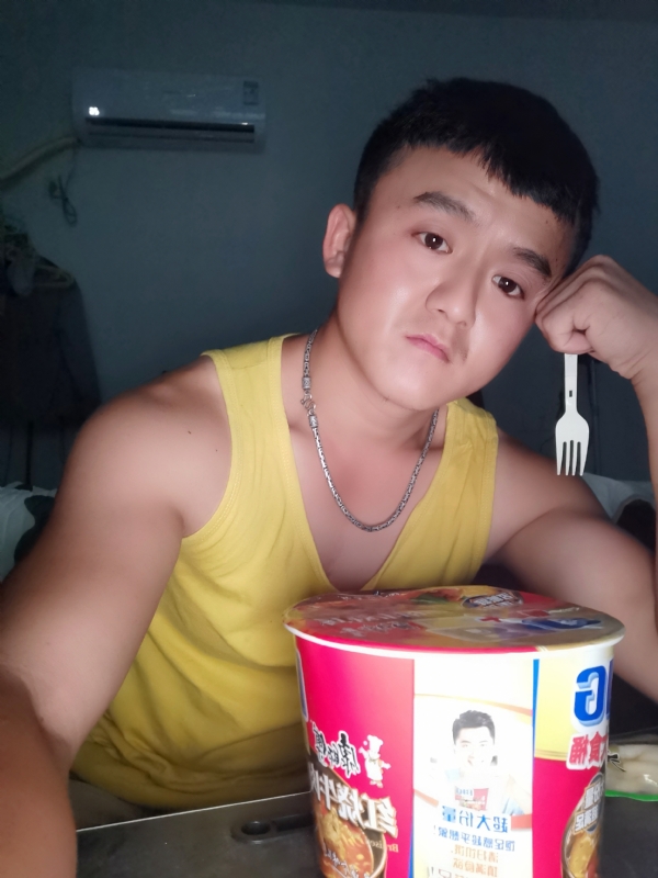 飞飞的第三张照片--台湾残疾人相亲网