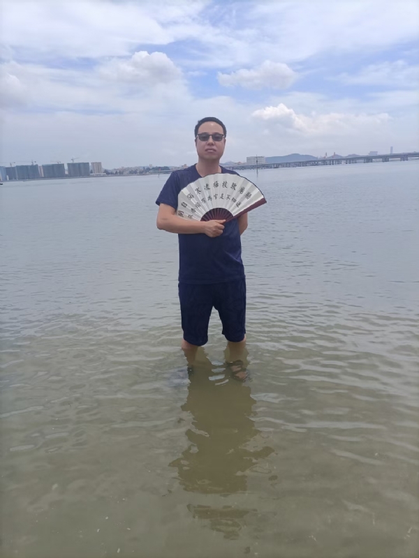 浪迹天涯的第一张照片--台湾残疾人相亲网