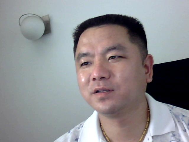 孤寂狼王的第一张照片--台湾残疾人相亲网