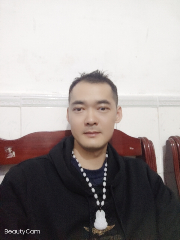 快乐的等待的第一张照片--台湾残疾人相亲网
