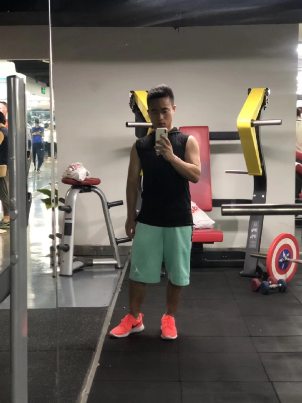 随心所欲的第一张照片--台湾残疾人相亲网