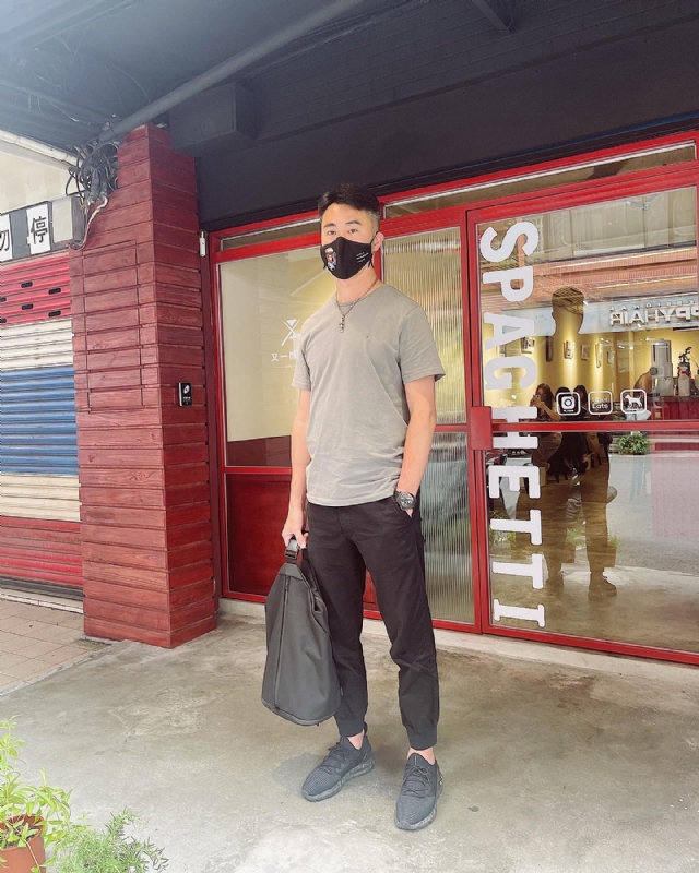 酒商安迪的第一张照片--台湾残疾人相亲网